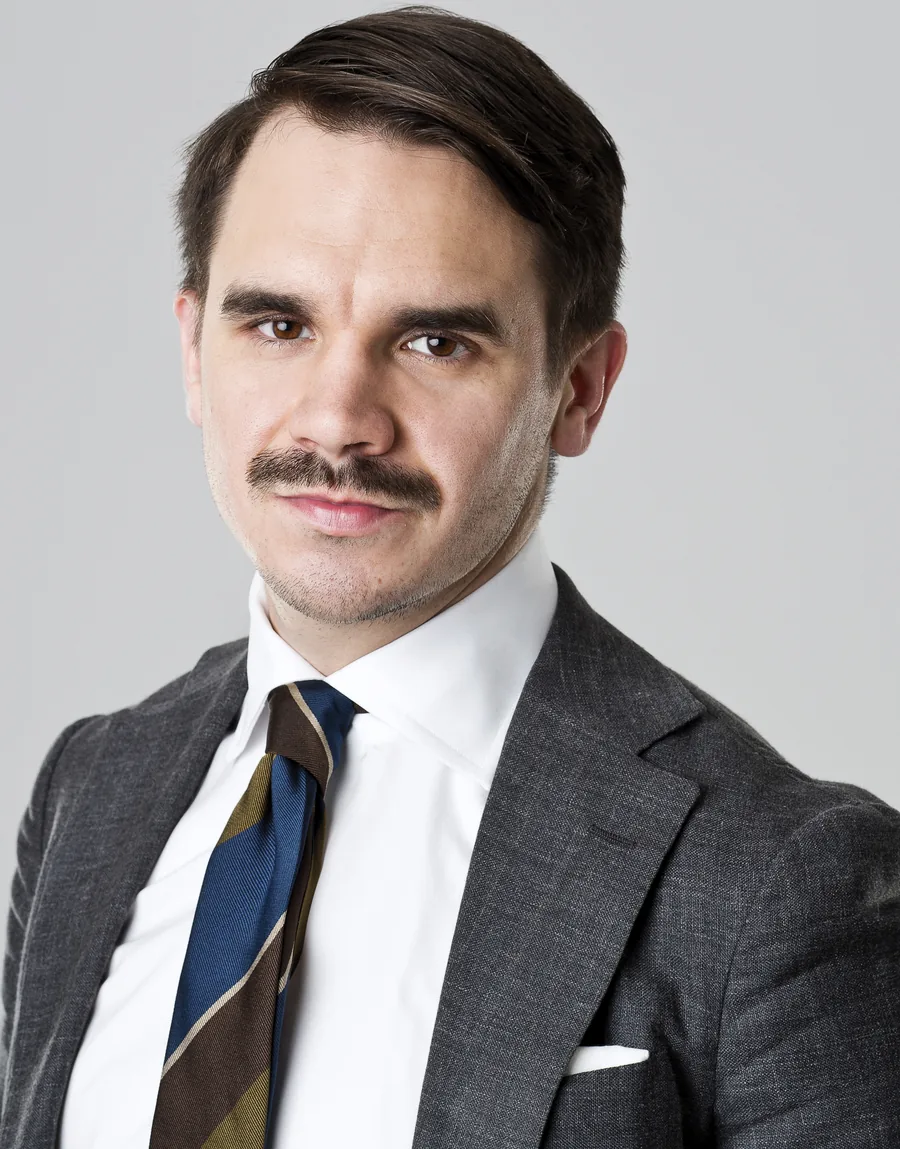 dr Piotr Mijal